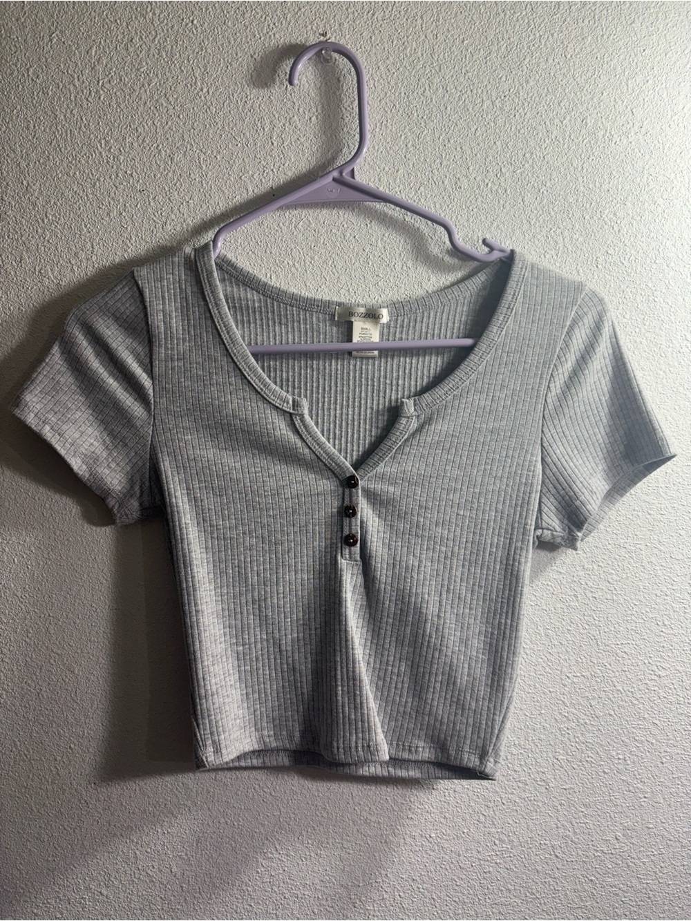 Women’s Bozzolo Light Gray Ribbed Henley Crop Top Size Small